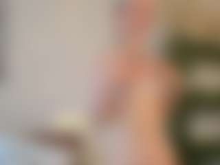 Live cam show with ElvinaBrowning - Role Play on hrnylive.com