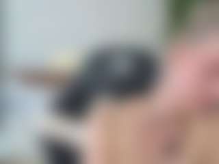 Live cam show with ElvinaBrowning - Body Massage on Streamer API