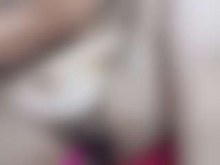 Live cam show with Evelyn-Harpeer - Colombia on Chatstar