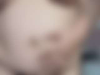 Evelyn-Harpeer's Live Sex Cam Show