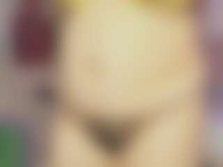 Live cam show with Evelyn-Harpeer - Colombia on eurowanks.com