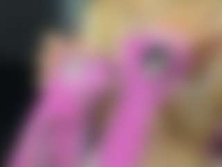 Live cam show with Linda-Hill - Doggy on liverealitysex.com