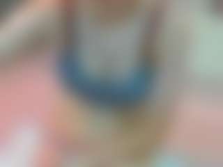 Live cam show with Linda-Hill - Privateshow on Chatstar