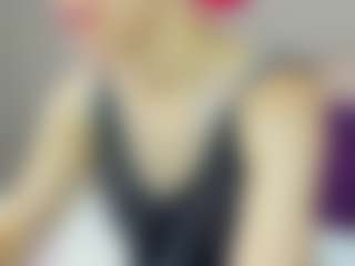 Live cam show with Linda-Hill - Sensual on SmokeAndPoke