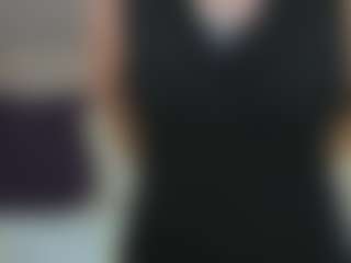 Live cam show with Linda-Hill - Hidden Cam on Dolls Live
