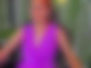 Live cam show with Linda-Hill - Sweet on Camsoda