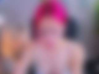 Live cam show with Linda-Hill - Moaning on Camsoda