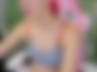 Live cam show with Linda-Hill - Spanks on TeamSkeetLive