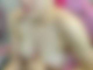 Live cam show with Linda-Hill - Doggy on CamClone