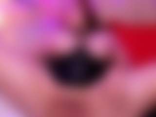 Live cam show with LunaPleasure - Mature on Camming Site