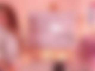 Live cam show with LunaPleasure - Mature on AdultVida.com