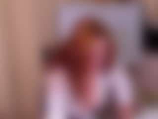 Live cam show with LunaPleasure - Middle Aged on Hubzter Live