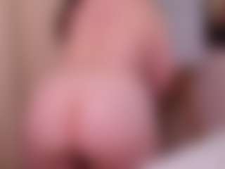 Live cam show with LunaPleasure - Big Ass on Uber Horny