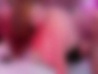 Live cam show with LunaPleasure - Sexy on SxyPornLive