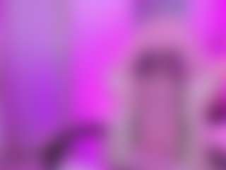 Live cam show with LunaPleasure - HD MILF on Chatstar