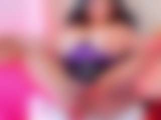 Live cam show with LunaPleasure - Shaved Pussy Brown Hair on AdultVida.com