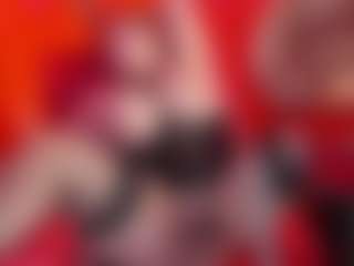 Live cam show with LunaPleasure - Spy Mature on SmokeAndPoke