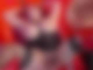Live cam show with LunaPleasure - Spy Mature on Livezox