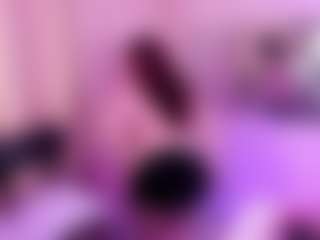 Live cam show with LunaPleasure - Squirt Mature on TottyGirls