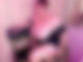 Live cam show with LunaPleasure - Big Ass MILF on Dolls Live