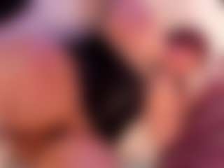 Live cam show with LunaPleasure - Curvy MILF on Camsoda Late Night