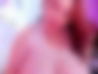 Live cam show with LunaPleasure - Squirt MILF on luckytryst.com