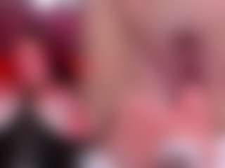 Live cam show with LunaPleasure - Mature MILF on madthumbs