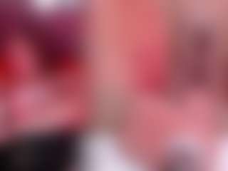Live cam show with LunaPleasure - Mature Middle Aged on Uber Horny