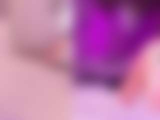 Live cam show with LunaPleasure - BBW on Camsoda