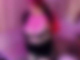 Live cam show with LunaPleasure - Mature on Camsoda