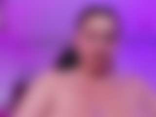 Live cam show with LunaPleasure - Cum on Camsoda