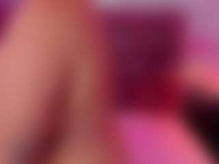 Live cam show with LunaPleasure - Amateur Mature on xfollow cams