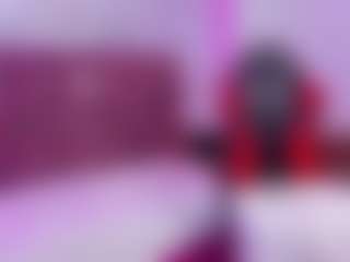 Live cam show with LunaPleasure - Middle Aged on Camsoda