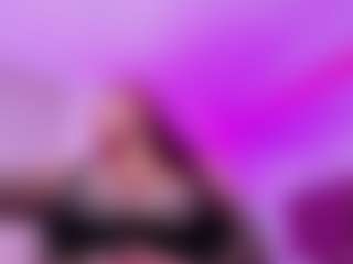 Live cam show with LunaPleasure - Latina Mature on thefappeningchat.com | colombia