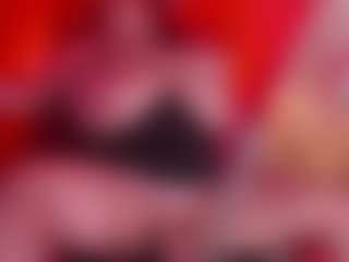 LunaPleasure MILF webcam performer live streaming