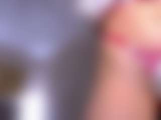Live cam show with Nova - Teen (18+) on milfzrlive.com