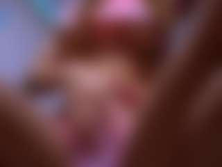 Live cam show with Nova - College Curvy on AdultVida.com