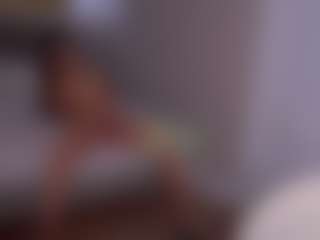Live cam show with Nova - College Curvy on Camversity