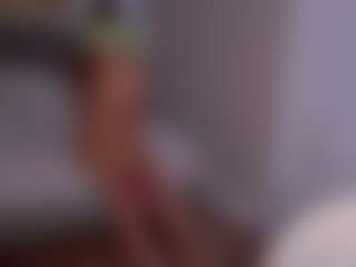 Live cam show with Nova - Spank on dropp.cam