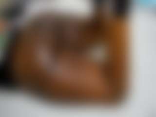 Live cam show with pretty-kellyn - Hairy Pussy on CamClone