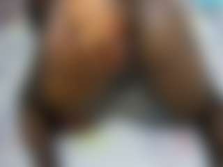 pretty-kellyn's Live Sex Cam Show