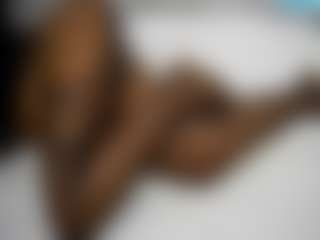 pretty-kellyn's Live Sex Cam Show