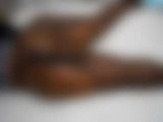 Live cam show with pretty-kellyn - Big Tits on xDating