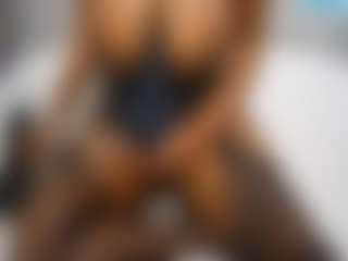 pretty-kellyn's Live Sex Cam Show