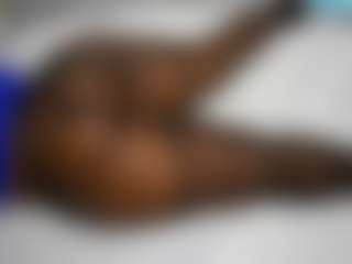 pretty-kellyn's Live Sex Cam Show