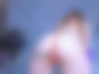 Live cam show with YaaaNaaa - Dildo on sexylive.show