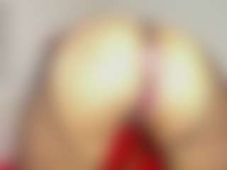 Live cam show with Zoey-Donovan - College on Milfs Live