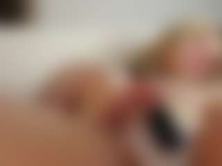 Live cam show with AlodiaGanter - Camel Toe on Stripli.com
