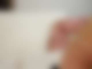 Live cam show with AlodiaGanter - Blonde Hair on Latina Girls