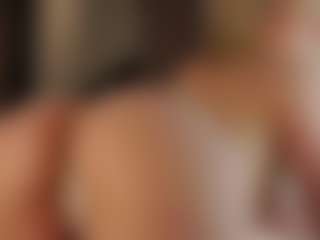 Live cam show with AlodiaGanter - College on eurowanks.com